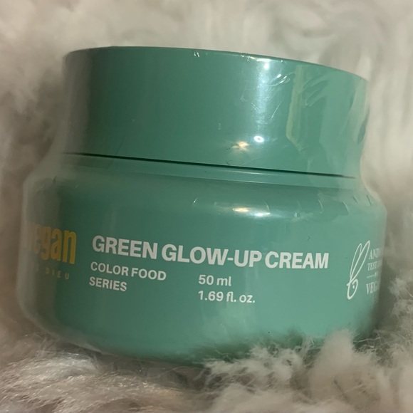 tovegan Other - TOVEGAN ladies SEALED green glow up cream, 1.69 ounces NIB